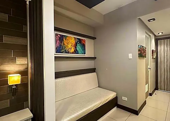 Shell Residences Near Mall Of 3*