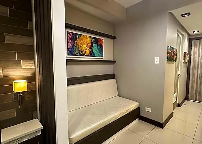 Shell Residences Near Mall Of ホテル 3*